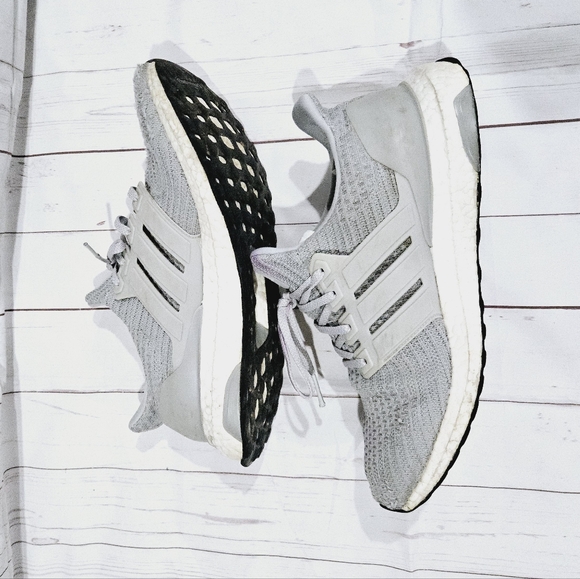 MEN'S ADIDAS ULTRA BOOST GREY SIZE 9 - Picture 5 of 9